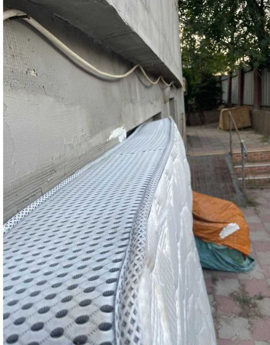Матрас отдам бесплатно
