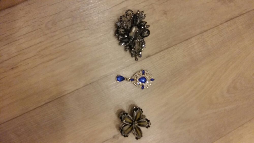 Броши в отличном состоянии