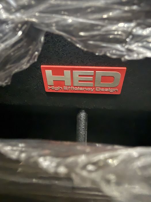 Професионална уредба 2бр тонколони 1 бас каса и стъпало