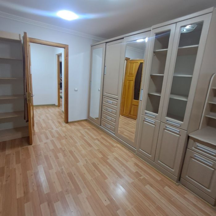 Сдам 3⁴ком 1 этаж 4дом Чилонзор 2кв Ор:Аллея Гагарина.