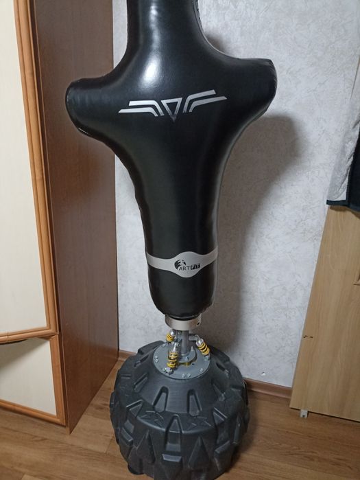 Боксерский манекен