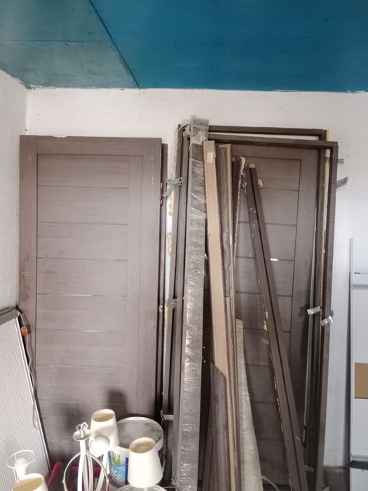 Продаются двери !