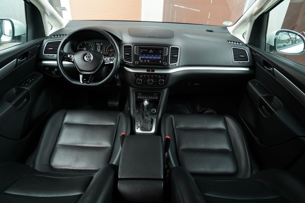 Volkswagen Sharan Highline 7Loc 2016 2.0Diesel 150cp Euro 6 Automat / 1 An Garantie Motor Cutie complet / Numere rosii / Rate / Transport la domiciliu
