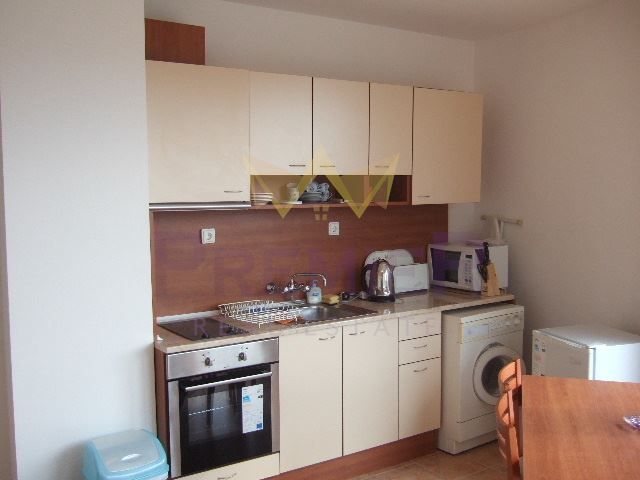 Продава се Тристаен апартамент в Балчик - 96 кв.м за 938 €/кв.м - Снимка #10