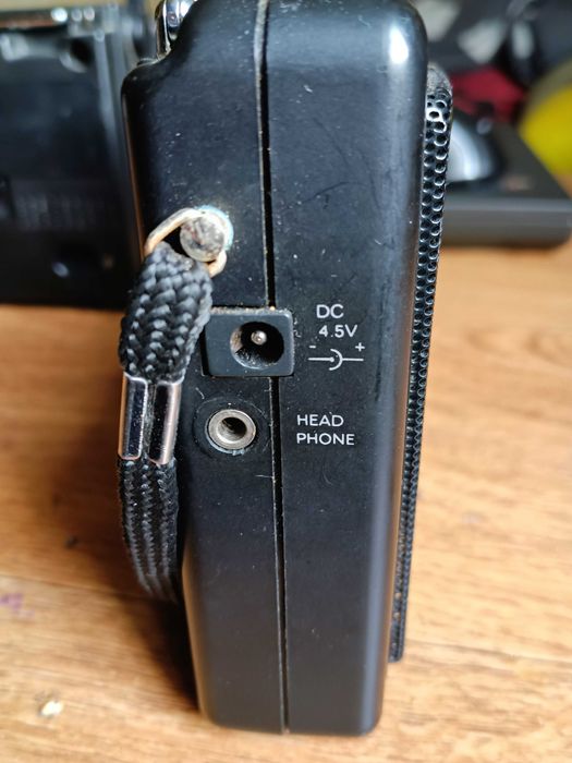 транзисторен приемник като нов.