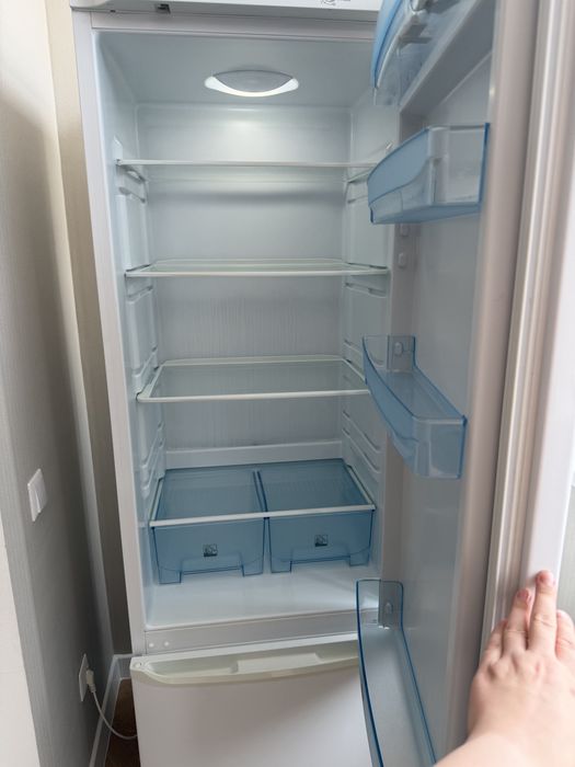 Продам холодильник, в отдичном состоянии.