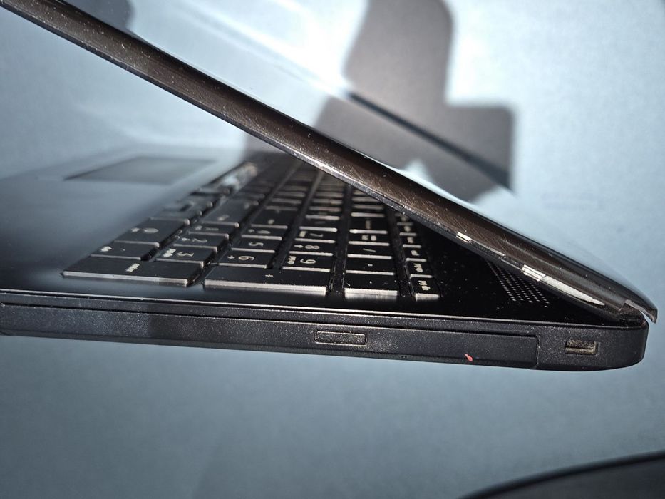 Hp laptop Model 15-da 1023 nia