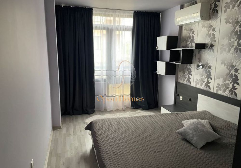 Продава се Тристаен апартамент в Пловдив, Христо Смирненски - 80 кв.м за 1963 €/кв.м - Снимка #7