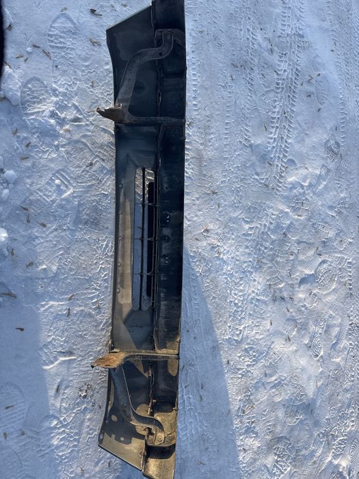 Бампер на опель фронтера а