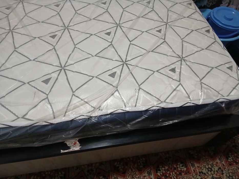 Мебел спалнигарнитур