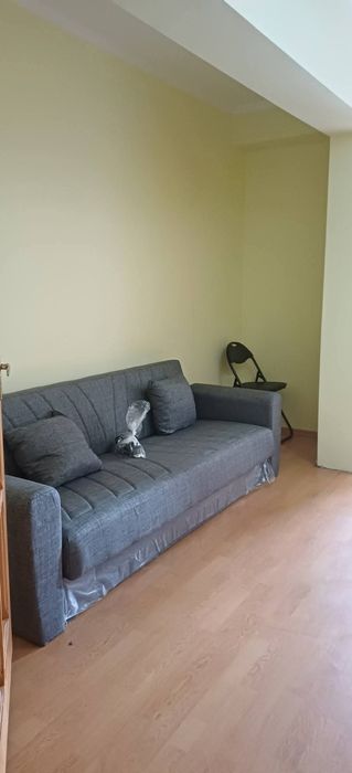 Apartament 2 camere,Icfrimu,:300euro/luna