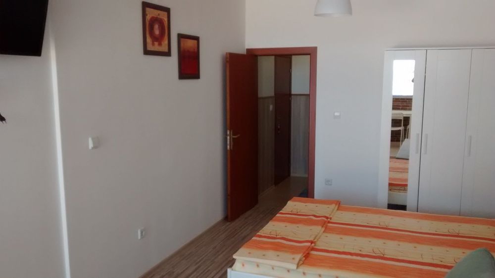 Дава се под наем Едностаен апартамент в Китен - 35 кв.м за 34.68 € - Снимка #2