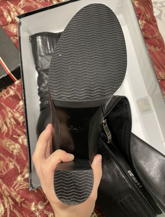 Сапоги натуралка 37 размера