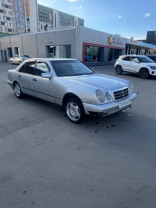 Продам мерседес w210