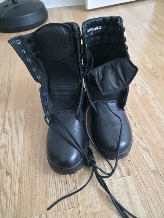 Продам военный берцы