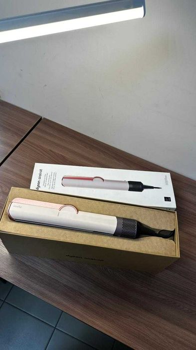 Продаю выпрямитель Dyson