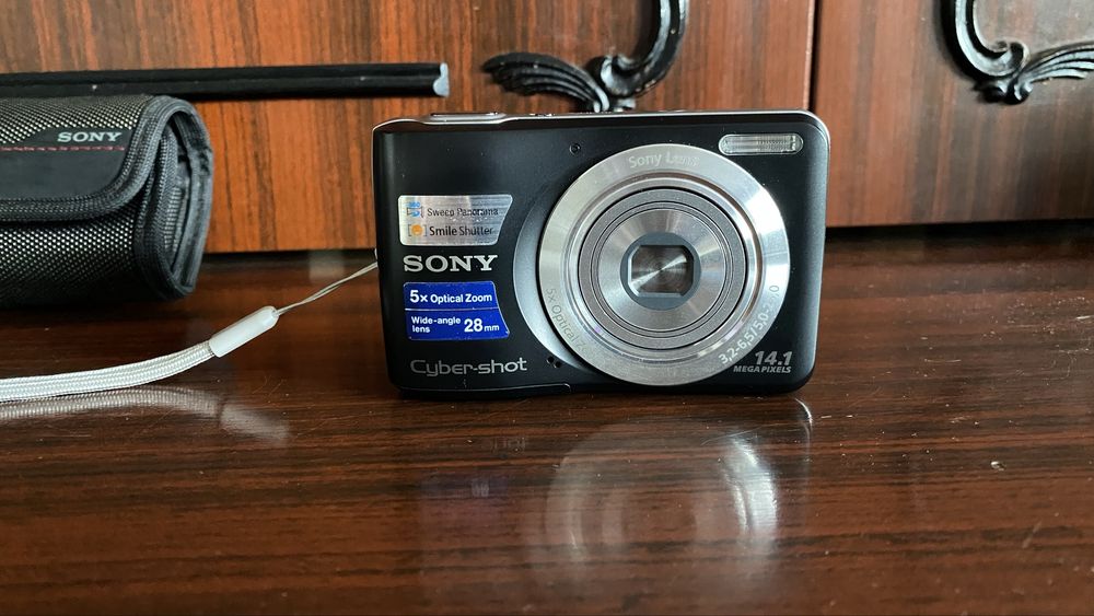 Фотоапарат  SONY