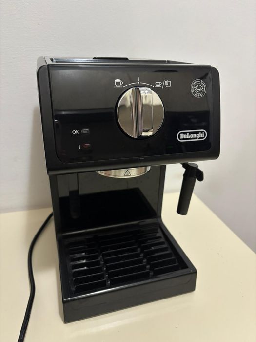 Expresor cafea DeLonghi