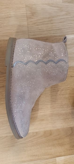 Botine mărimea 27