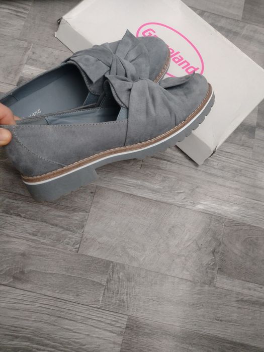 Дамски обувки ниски