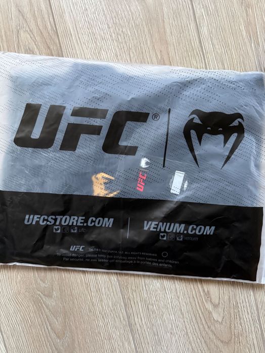 UFC X Venum оригинална тениска НОВА размер S