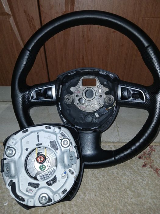 Мултифункционален волан за Audi A4 B8