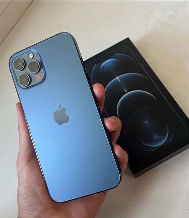 Продам Iphone 12 PRO MAX