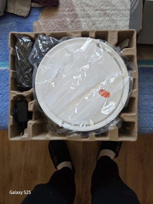 Xiaomi  E5 робот