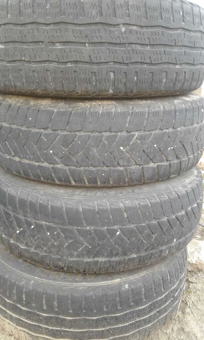 Гуми и джанти 6 броя