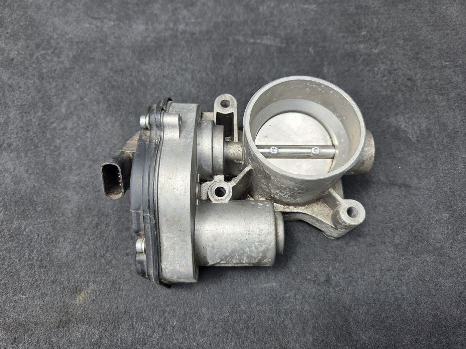 Дроселова клапа Ford Форд 1.8 / 2.0 Бензин
