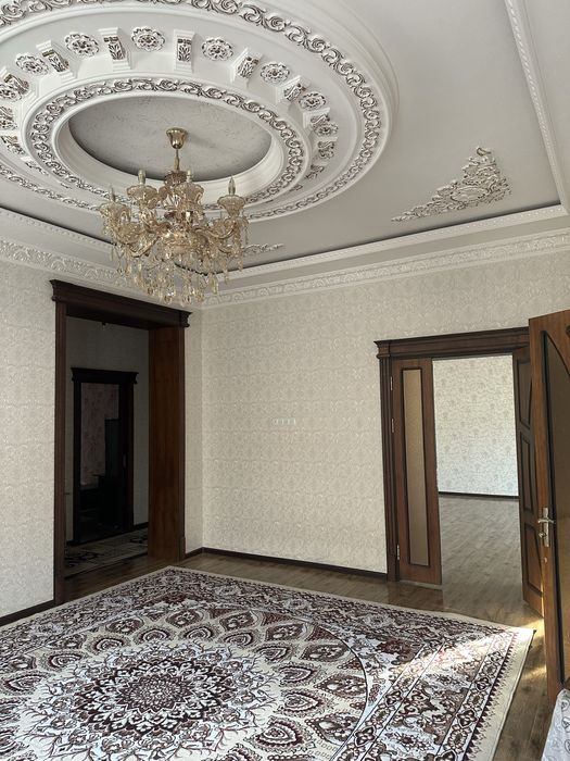 сотилади фуд сити ва койлик ката бозори олдида орентир хумо тойхона