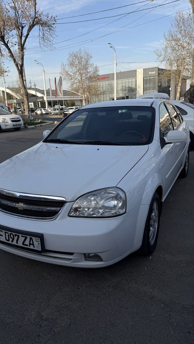 Lasetti 1.8 oq mexanika gazi bor