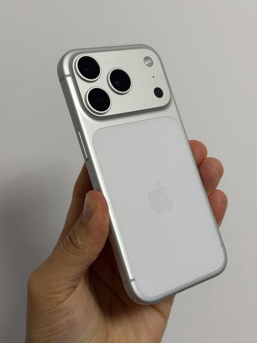IPhone 17 pro 256 GB Neverlock Silver 100% batarie
