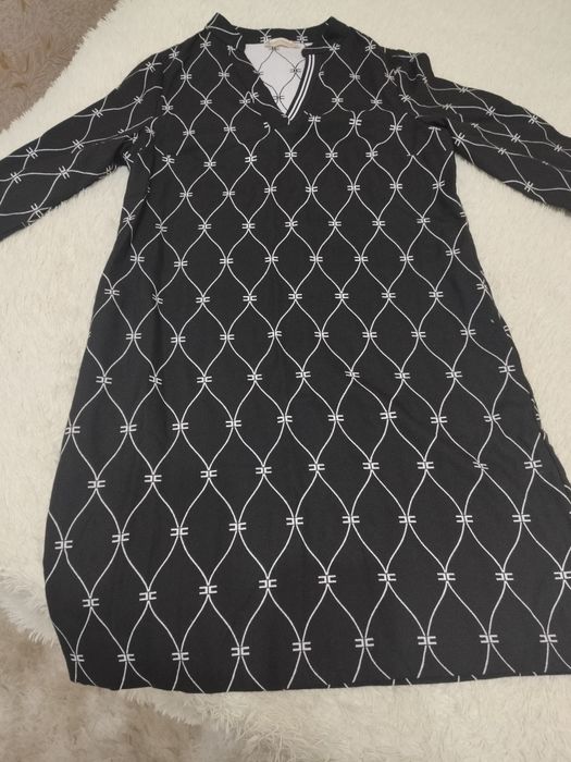 Женское платье на 42,44