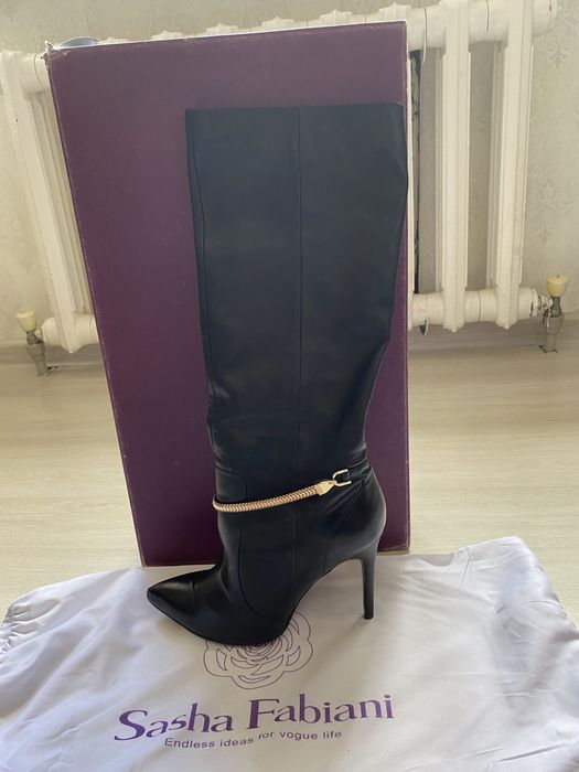 Продам сапоги весна-осень Sasha Fabiani