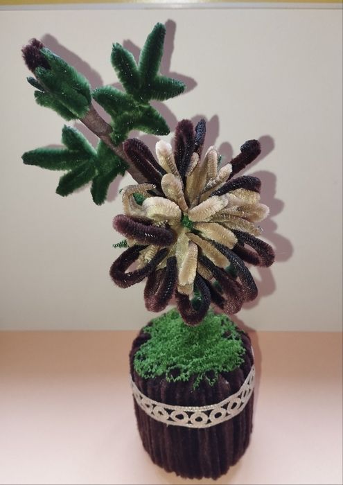 Цветя от пухена тел