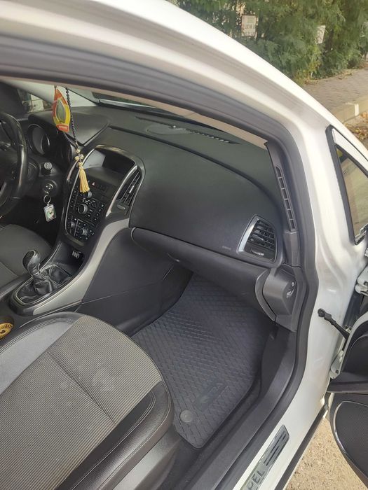 Opel Astra j sport tourer