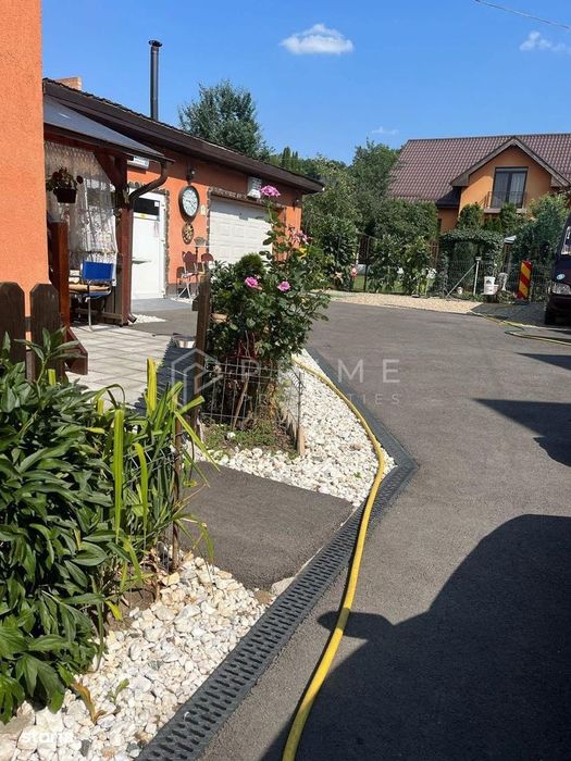Casa cu front stradal,  7 Noiembrie, ideala clinica/cabinet/locuinta