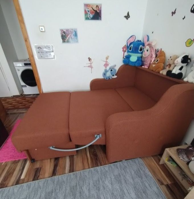 Vând canapea extensibila