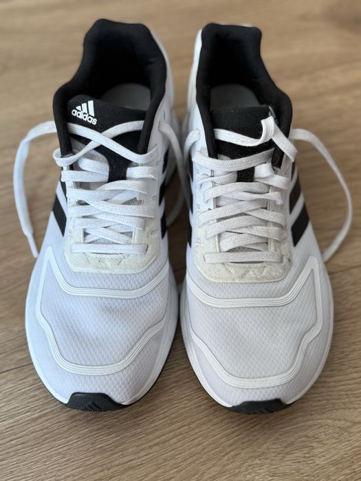 Маратонки Adidas 40 номер