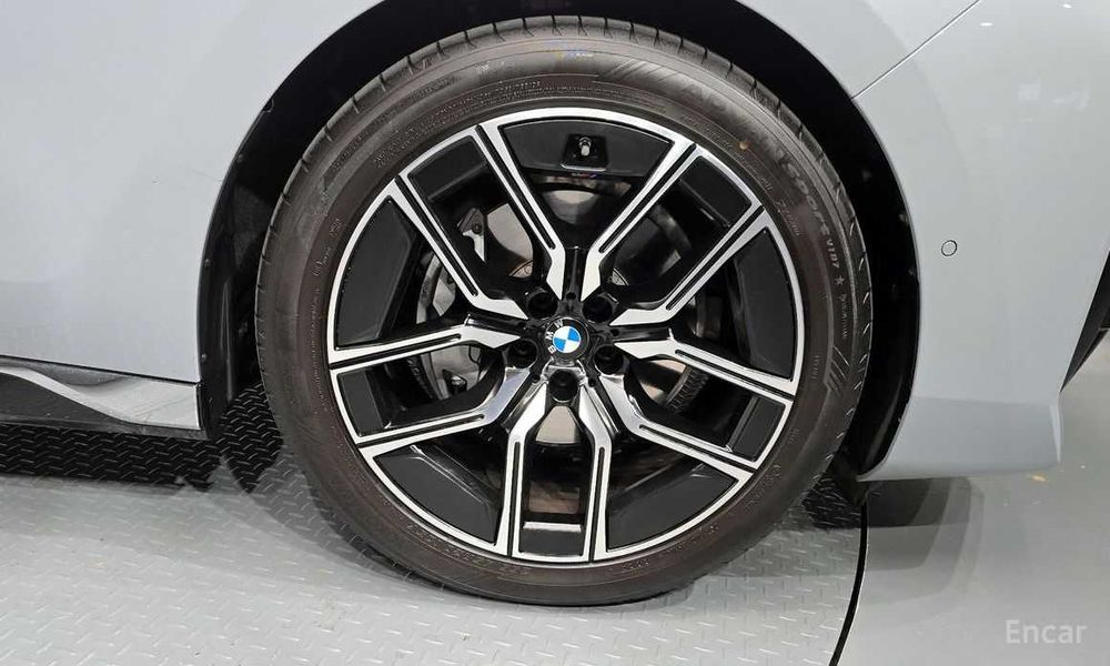 BMW 7 (G70) 740d xDrive M Sport