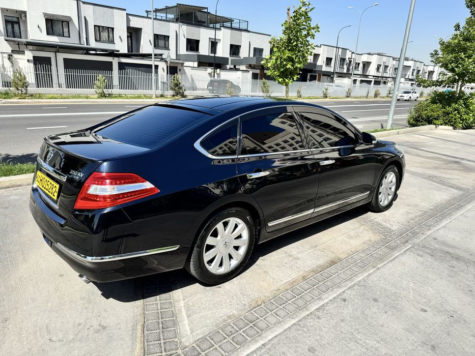 Nissan Teana J32