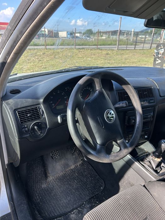 Golf 4 1.6 sr на части