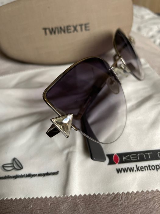 Слънчеви очила модел Котешко око