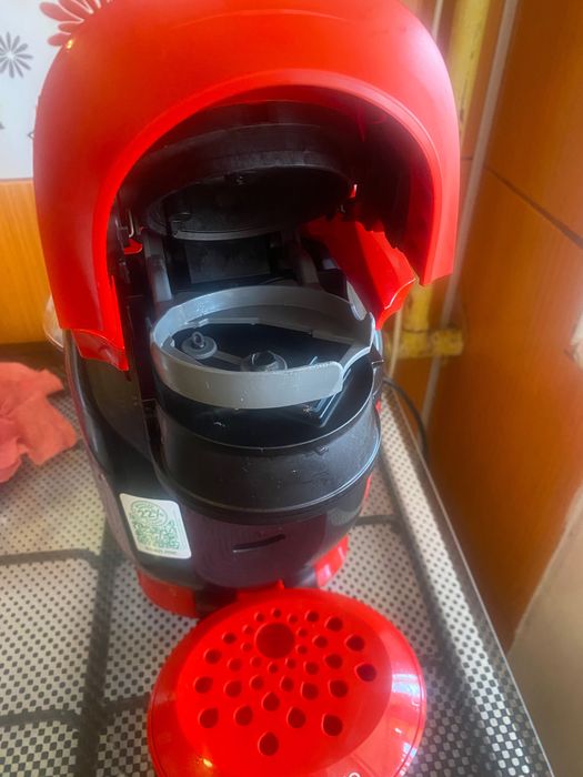 Vând expresor cafea tassimo