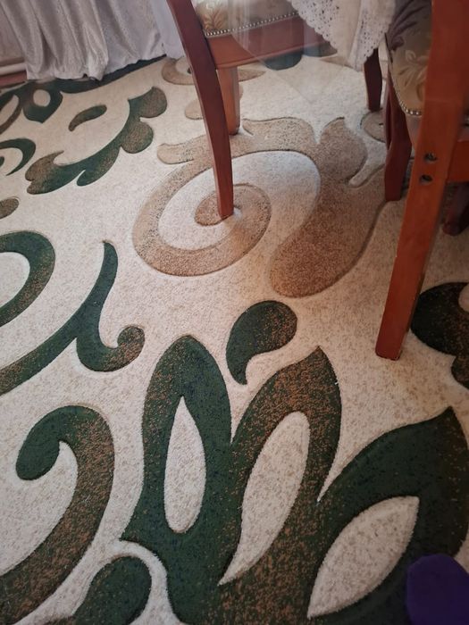 Продаётся стол и Стулья