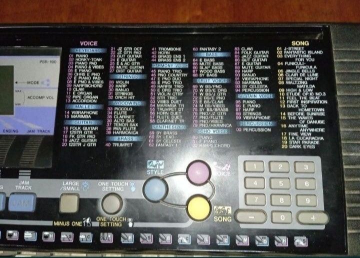 Ямаха PSR - 190...