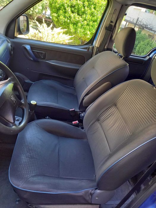 Peugeot Partner 2.0 D 6+1