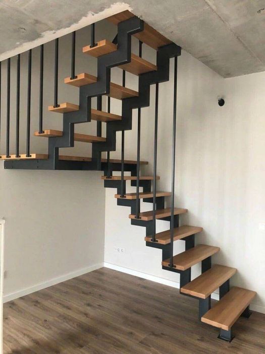 Лестница монолитная