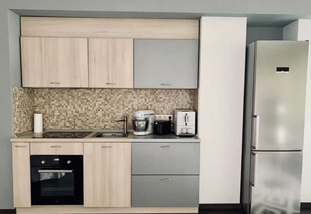 Дава се под наем Двустаен апартамент в Пловдив, Каменица 1 - 58 кв.м за 204 € - Снимка #1